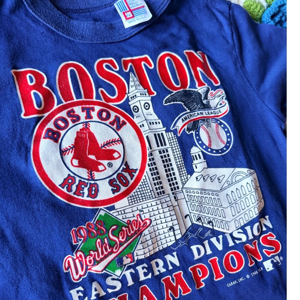 Vintage 1988 Boston Red Sox Tee 50/50 Cotton Poly Graphic with glitter - 14 / 16 - Picture 3 of 8